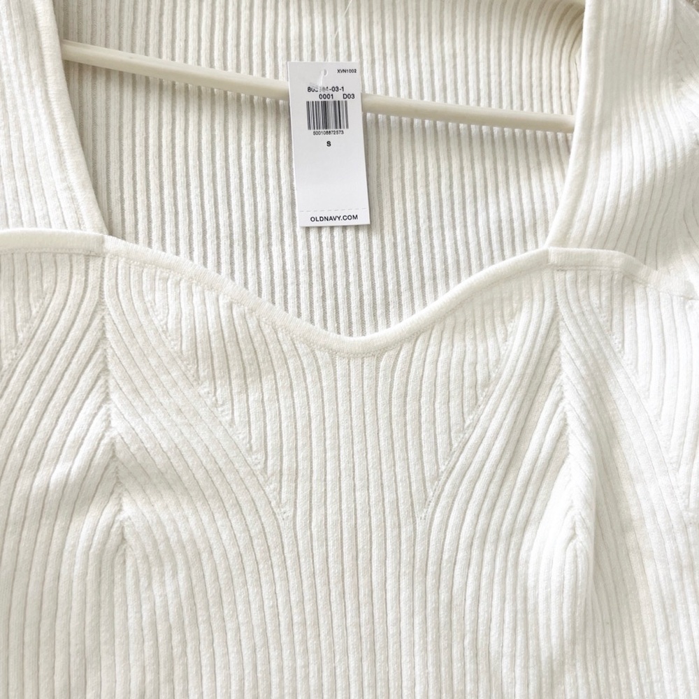 Old Navy Women’s White Ribbed Long-Sleeve Top - Size Small (NWT) - Picture 4 of 6
